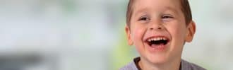 odontopediatría en Albacete: niño sonriendo
